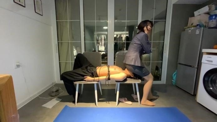 我是职员女友的专属按臀器 ACYC-1989