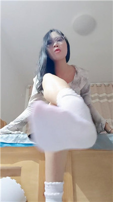 【诗诗】无敌臭白袜脏白靴控香水奴    251015-22