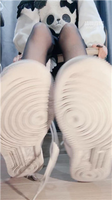 【奶味小仙女】酸臭黑丝    251127-13