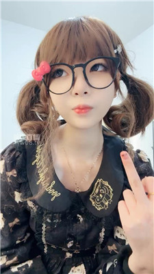 【黑心小魔女】抽烟口水强制霸凌    251130-8