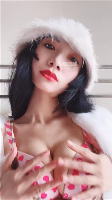 【兔粉粉】口水诱惑咀嚼喂食    251201-24